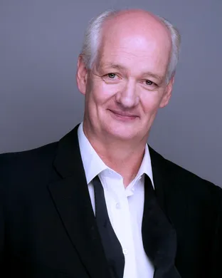 Colin Mochrie Fairfield