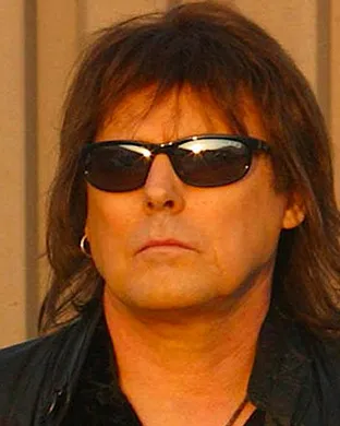Dokken Ridgefield