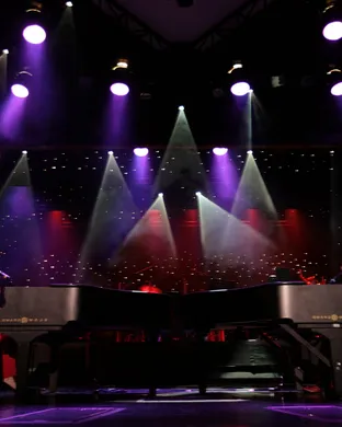 Dueling Pianos Hartford