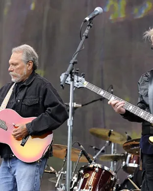 Hot Tuna Huntington