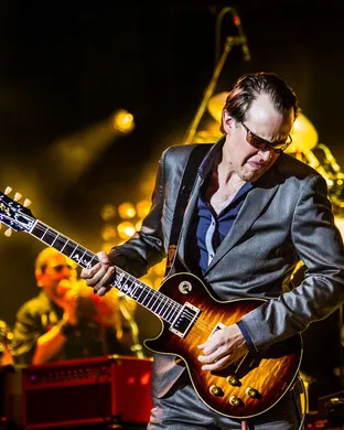 Joe Bonamassa Bridgeport