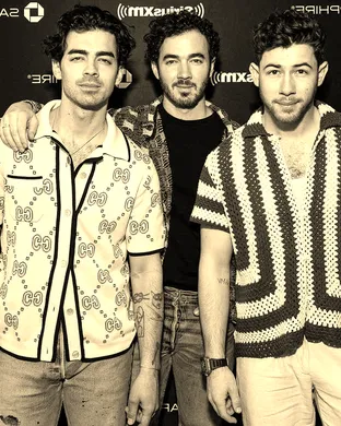 Jonas Brothers Elmont