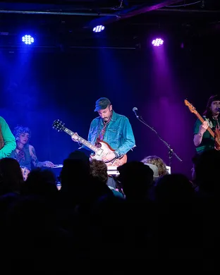 King Tuff Hamden
